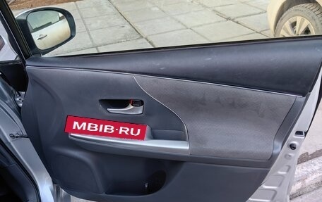 Toyota Prius Alpha I (ZVW40/41), 2012 год, 1 400 000 рублей, 4 фотография