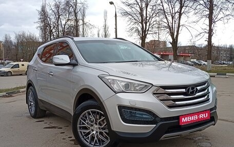 Hyundai Santa Fe III рестайлинг, 2013 год, 1 900 000 рублей, 1 фотография