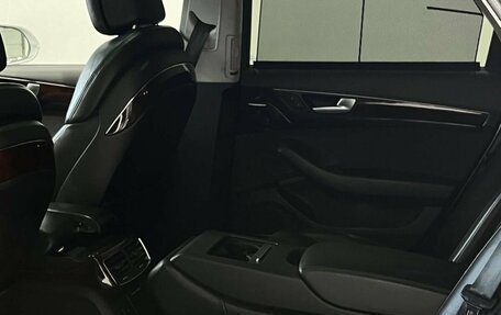 Audi A8, 2010 год, 1 649 900 рублей, 23 фотография