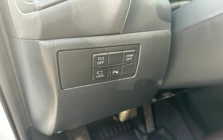 Mazda CX-4, 2023 год, 2 890 000 рублей, 33 фотография