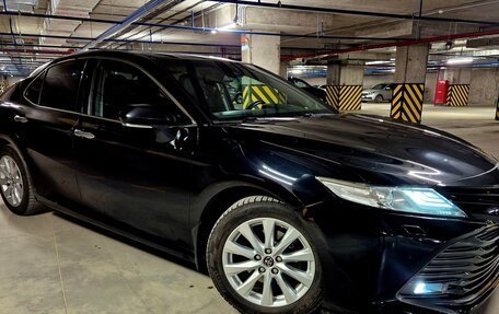 Toyota Camry, 2018 год, 2 870 000 рублей, 3 фотография