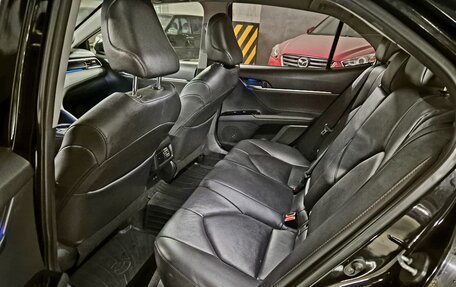 Toyota Camry, 2018 год, 2 870 000 рублей, 7 фотография