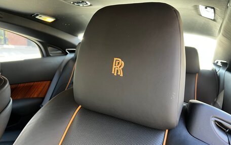 Rolls-Royce Wraith, 2015 год, 21 000 000 рублей, 17 фотография