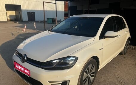 Volkswagen Golf VII, 2020 год, 1 910 000 рублей, 1 фотография