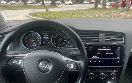 Volkswagen Golf VII, 2020 год, 1 910 000 рублей, 10 фотография