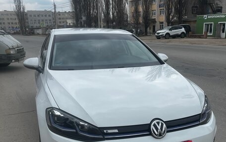 Volkswagen Golf VII, 2020 год, 1 910 000 рублей, 7 фотография