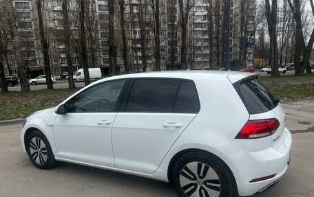 Volkswagen Golf VII, 2020 год, 1 910 000 рублей, 17 фотография