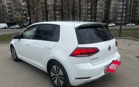 Volkswagen Golf VII, 2020 год, 1 910 000 рублей, 18 фотография