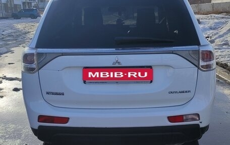 Mitsubishi Outlander III рестайлинг 3, 2012 год, 1 550 000 рублей, 7 фотография
