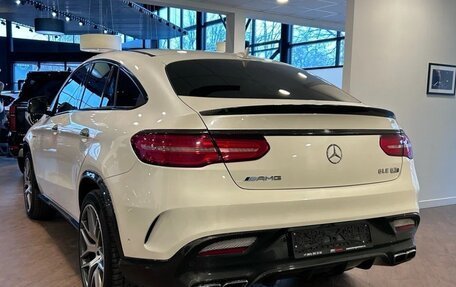 Mercedes-Benz GLE Coupe AMG, 2015 год, 3 800 000 рублей, 2 фотография