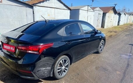 Hyundai Solaris II рестайлинг, 2017 год, 1 200 000 рублей, 1 фотография