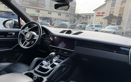 Porsche Cayenne III, 2019 год, 7 999 000 рублей, 10 фотография