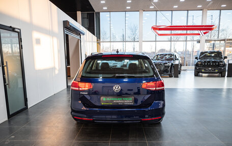 Volkswagen Passat B8 рестайлинг, 2019 год, 1 950 000 рублей, 7 фотография