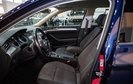 Volkswagen Passat B8 рестайлинг, 2019 год, 1 950 000 рублей, 12 фотография