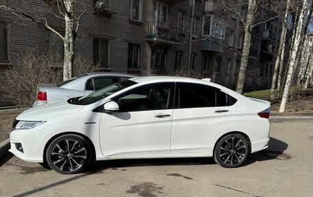Honda Grace I, 2014 год, 1 350 000 рублей, 4 фотография