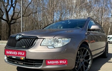 Skoda Superb III рестайлинг, 2011 год, 1 650 000 рублей, 9 фотография