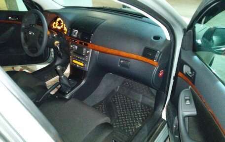 Toyota Avensis III рестайлинг, 2008 год, 1 800 000 рублей, 8 фотография