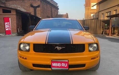 Ford Mustang VI рестайлинг, 2008 год, 1 750 000 рублей, 1 фотография