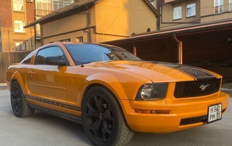 Ford Mustang VI рестайлинг, 2008 год, 1 750 000 рублей, 3 фотография