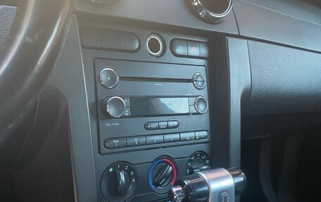 Ford Mustang VI рестайлинг, 2008 год, 1 750 000 рублей, 12 фотография