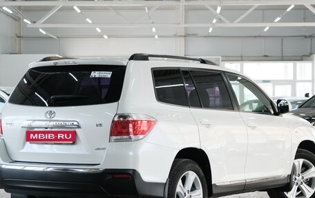 Toyota Highlander III, 2013 год, 2 699 000 рублей, 7 фотография