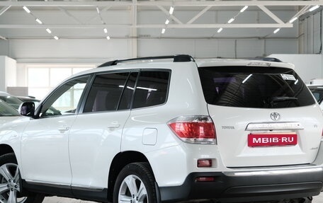 Toyota Highlander III, 2013 год, 2 699 000 рублей, 5 фотография