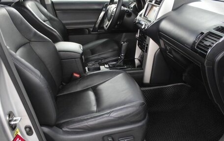 Toyota Land Cruiser Prado 150 рестайлинг 2, 2010 год, 2 500 000 рублей, 19 фотография
