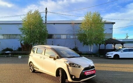 Toyota Sienta II, 2016 год, 1 550 000 рублей, 11 фотография