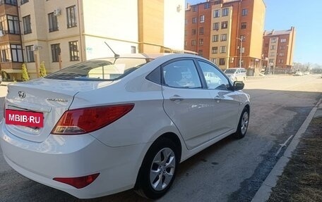 Hyundai Solaris II рестайлинг, 2015 год, 1 100 000 рублей, 6 фотография