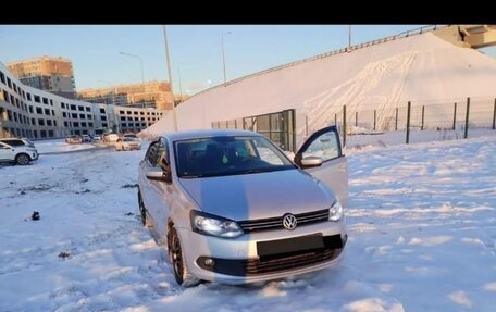 Volkswagen Polo VI (EU Market), 2011 год, 750 000 рублей, 6 фотография
