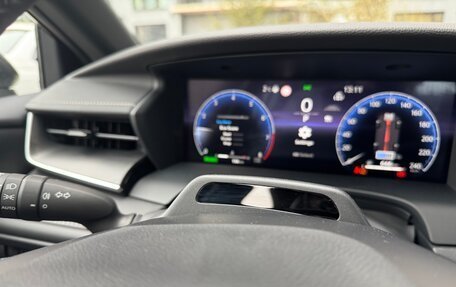 Toyota Camry, 2024 год, 4 250 000 рублей, 17 фотография