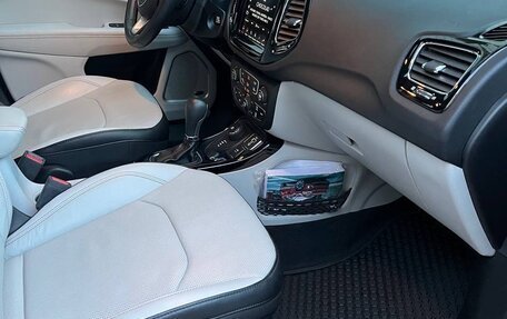Jeep Compass II, 2021 год, 4 500 000 рублей, 8 фотография