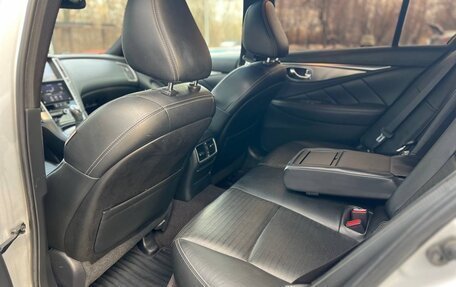 Infiniti Q50 I рестайлинг, 2018 год, 2 820 000 рублей, 12 фотография