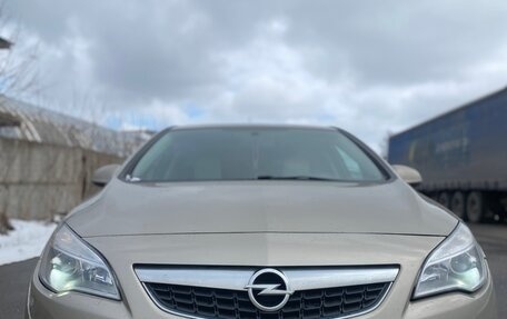 Opel Astra J, 2012 год, 765 000 рублей, 1 фотография