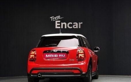 MINI Hatch, 2021 год, 1 850 012 рублей, 3 фотография