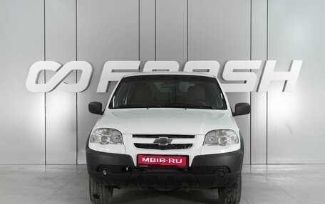 Chevrolet Niva I рестайлинг, 2018 год, 879 000 рублей, 3 фотография