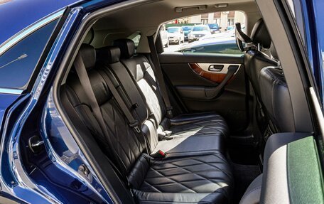 Infiniti QX70, 2017 год, 4 580 000 рублей, 7 фотография