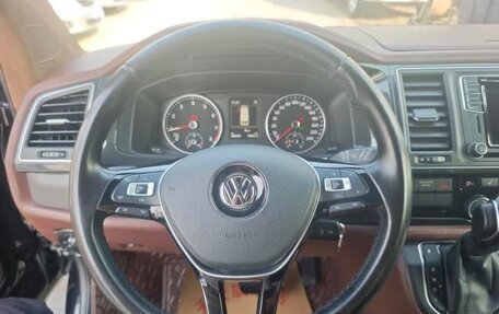 Volkswagen Multivan T6 рестайлинг, 2020 год, 3 400 123 рублей, 14 фотография