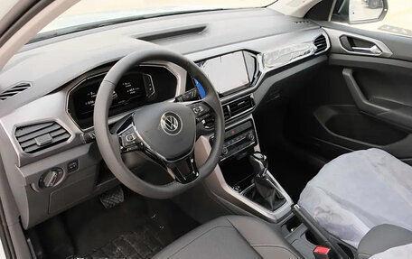 Volkswagen T-Cross I, 2022 год, 1 340 000 рублей, 9 фотография
