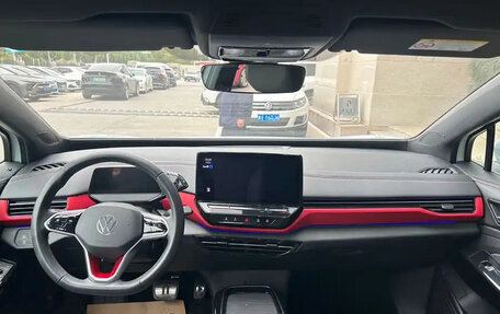 Volkswagen ID.4, 2021 год, 2 315 000 рублей, 7 фотография