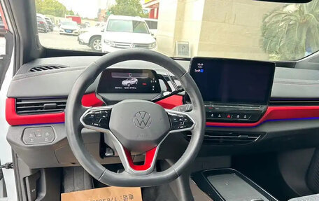 Volkswagen ID.4, 2021 год, 2 315 000 рублей, 16 фотография