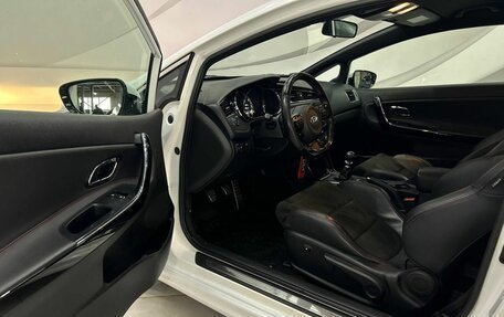 KIA cee'd GT II, 2017 год, 1 379 000 рублей, 23 фотография