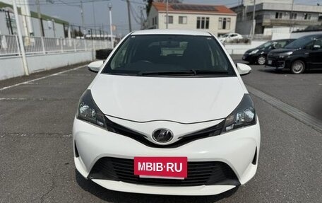 Toyota Vitz, 2015 год, 600 000 рублей, 3 фотография