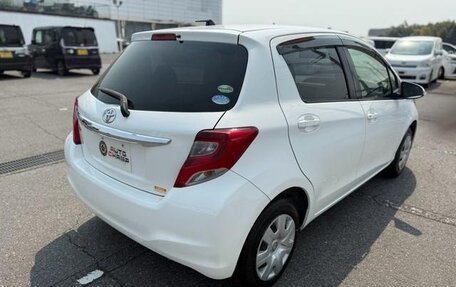 Toyota Vitz, 2015 год, 600 000 рублей, 8 фотография