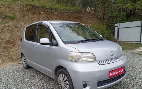Toyota Porte II, 2004 год, 650 000 рублей, 1 фотография