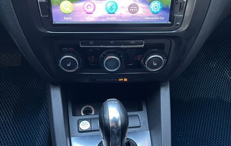 Volkswagen Jetta VI, 2011 год, 780 000 рублей, 10 фотография