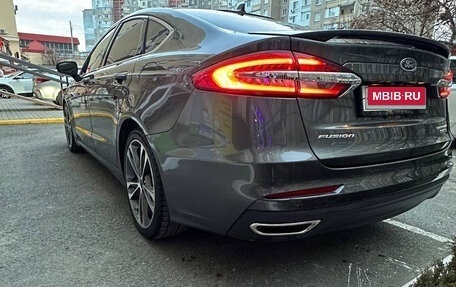 Ford Fusion (North America) II, 2019 год, 2 140 000 рублей, 26 фотография