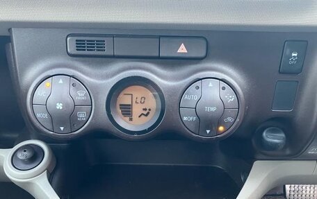 Toyota Passo III, 2016 год, 690 000 рублей, 14 фотография