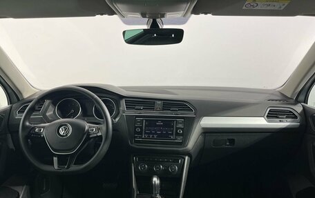 Volkswagen Tiguan II, 2017 год, 2 250 000 рублей, 7 фотография