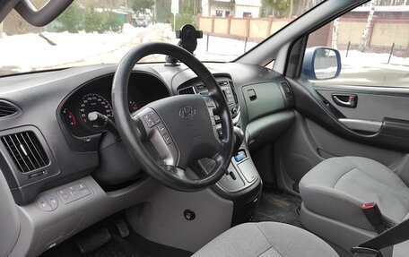 Hyundai H-1 II рестайлинг, 2019 год, 2 400 000 рублей, 4 фотография